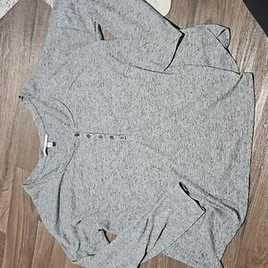 Victoria Secret M 3/4 sleeve shirt